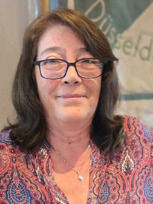 Ellen Pickard  